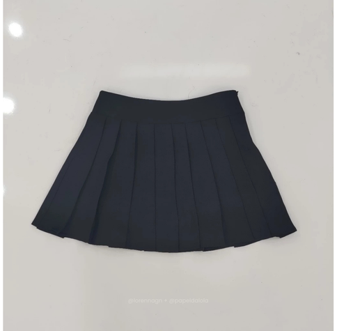 Short saia plissada preto
